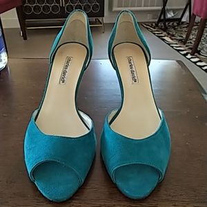 Blue/turquoise suede heels
